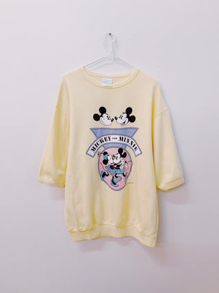 GOAT Vintage Mickey & Minnie Sweatshirt    Sweatshirts  - Vintage, Y2K and Upcycled Apparel