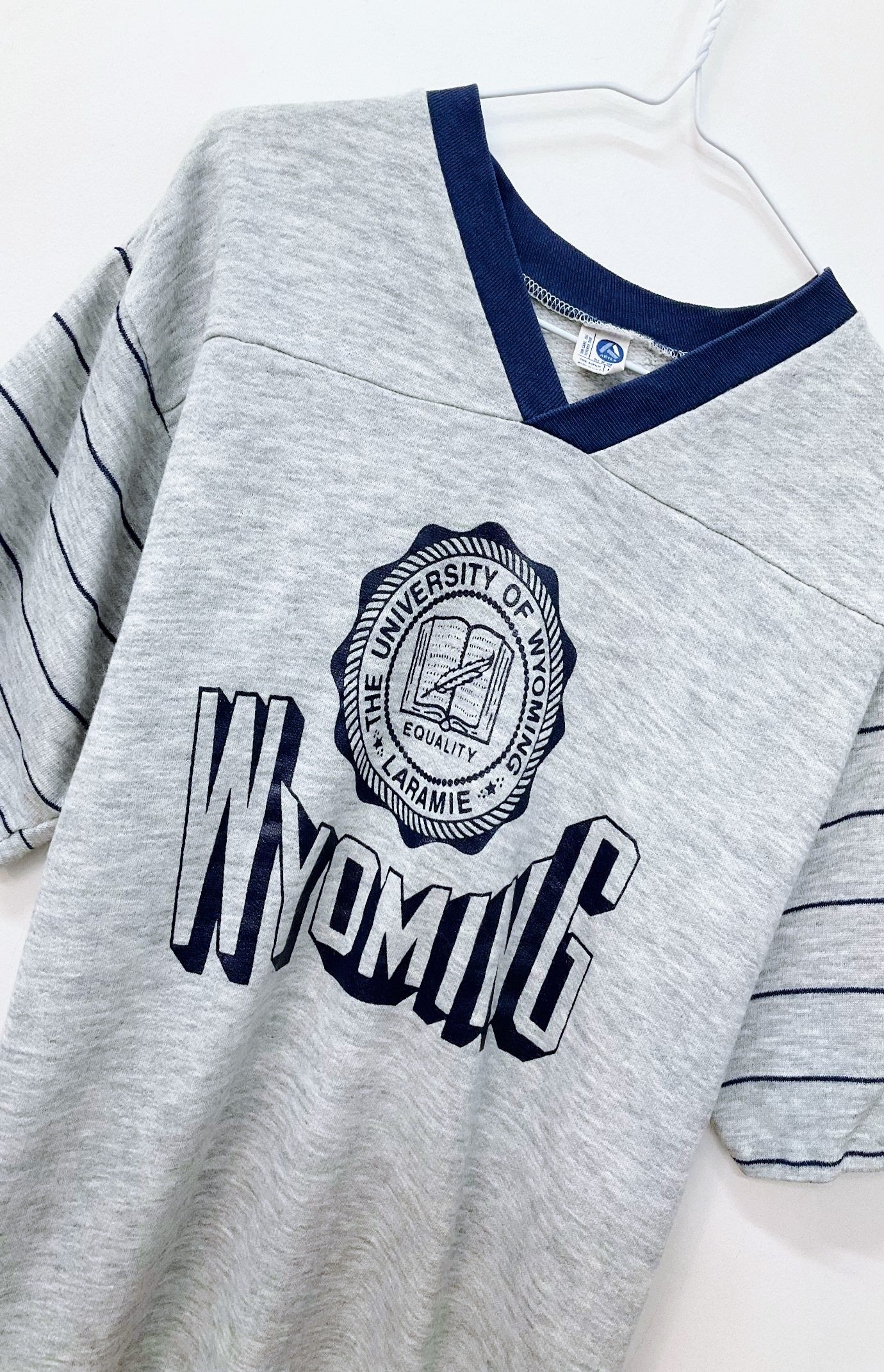 GOAT Vintage Wyoming Tee Tee - Vintage, Y2K and Upcycled Apparel