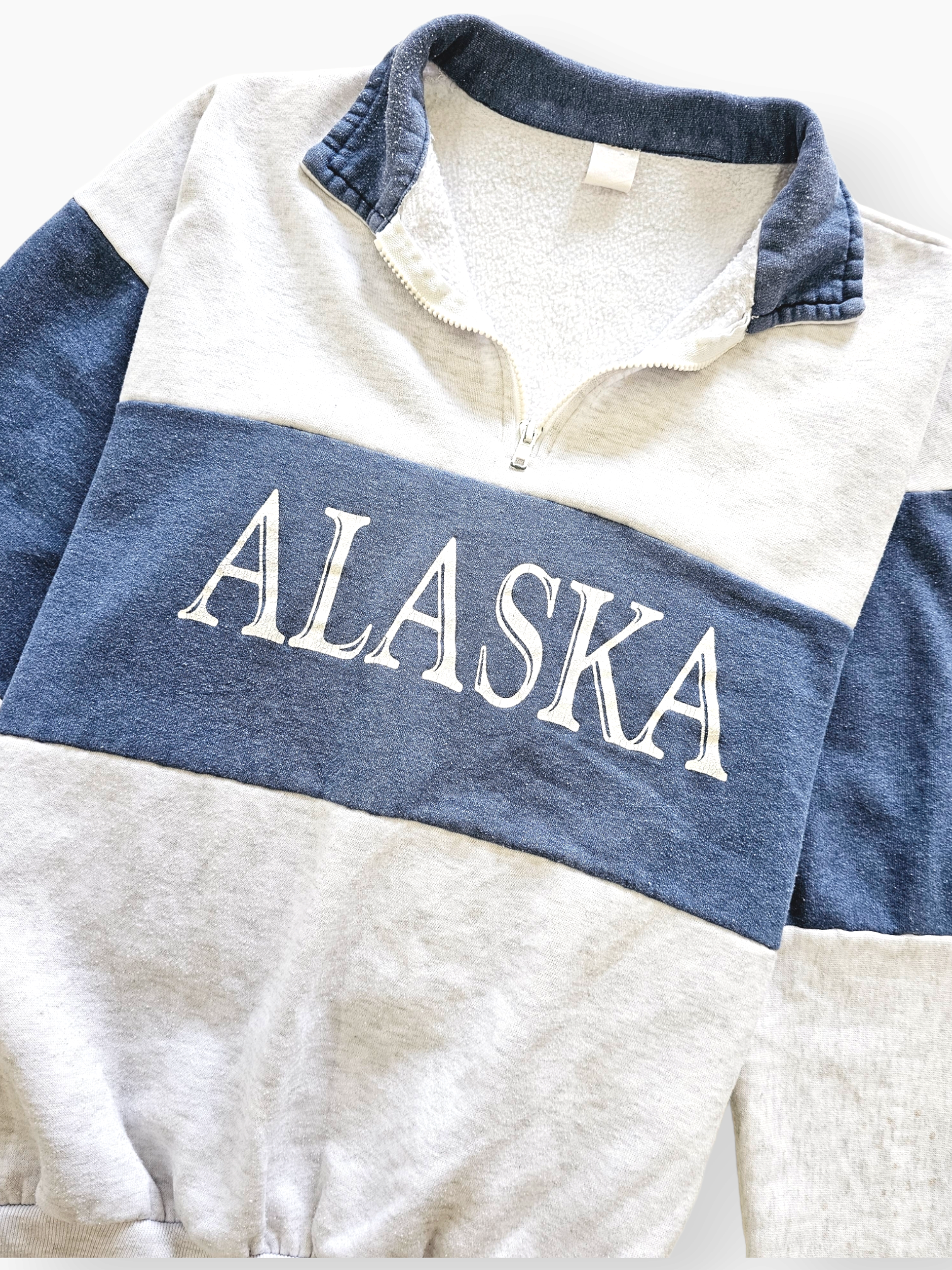 GOAT Vintage Alaska Sweatshirt Tee - Vintage, Y2K and Upcycled Apparel