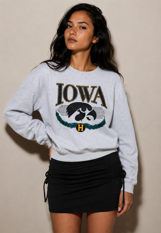 GOAT Vintage Iowa Hawkeyes Sweatshirt - Vintage, Y2K and Upcycled Apparel