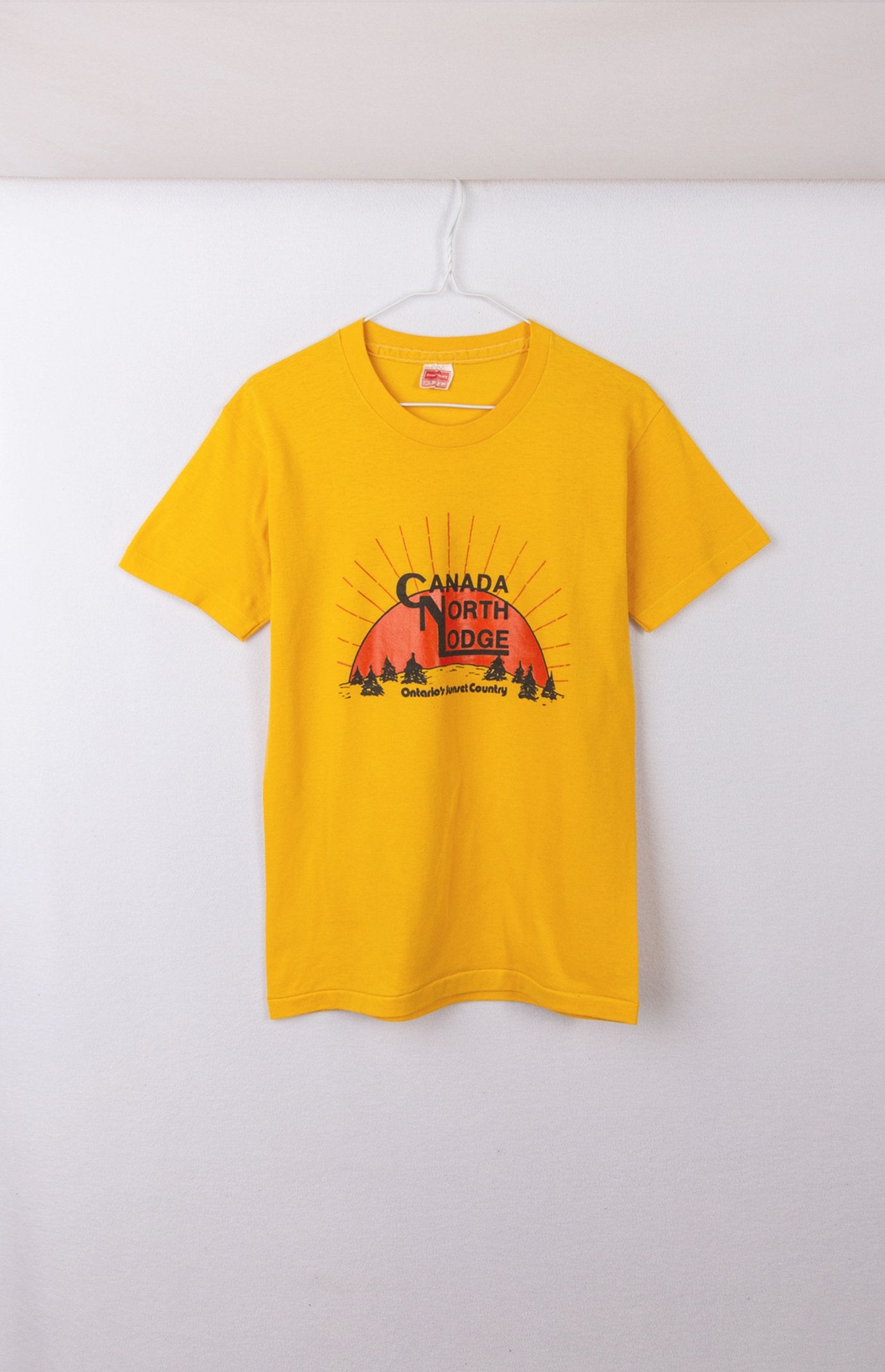 Canada North Lodge Tee | Graphic T-Shirts Retro Apparel – Vintage