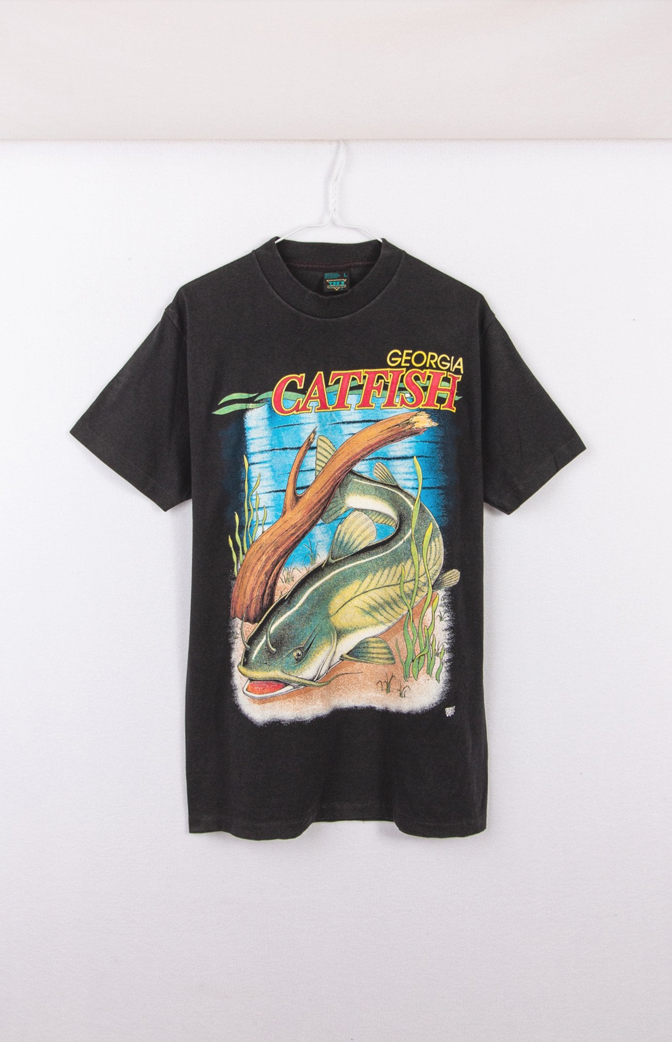 GOAT Vintage Georgia Catfish Tee T-shirt - Vintage, Y2K and Upcycled Apparel