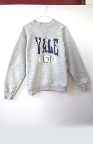 GOAT Vintage Yale University Sweatshirt    Sweatshirt  - Vintage, Y2K and Upcycled Apparel